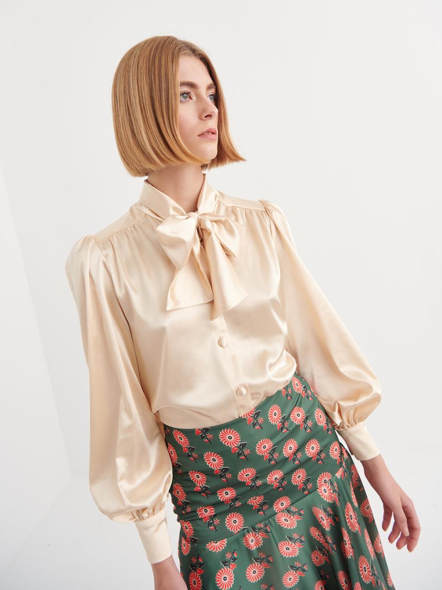 CAMISA SATEN LAZO | MOD.LARA BEIGE | Tienda online de moda femenina de autor